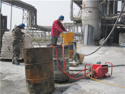 refractory spraying machine