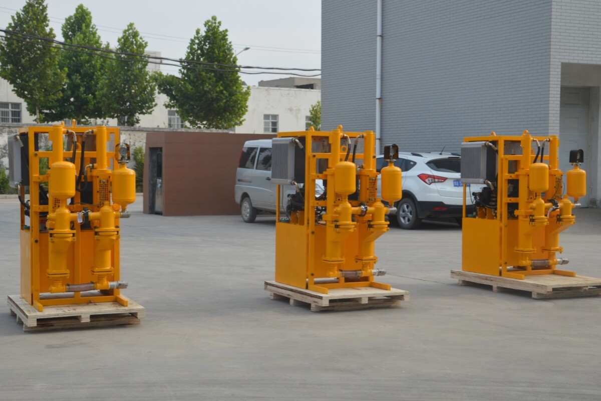Medium pressure hydraulic grouting pump