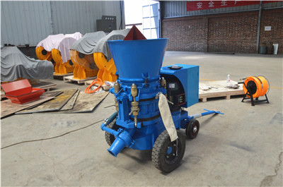 Refractory gunite machine