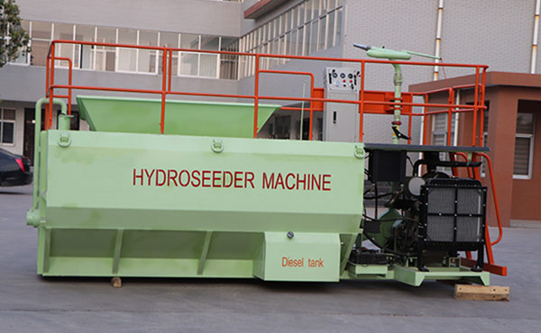 Hydroseeder equipment for grass seed spray
