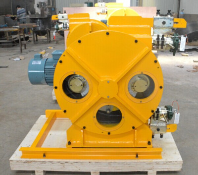 peristaltic pump for pumping clay-slurries