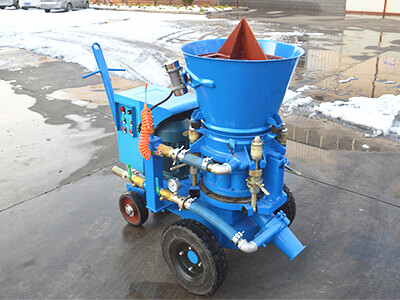 spray refractory materials machine