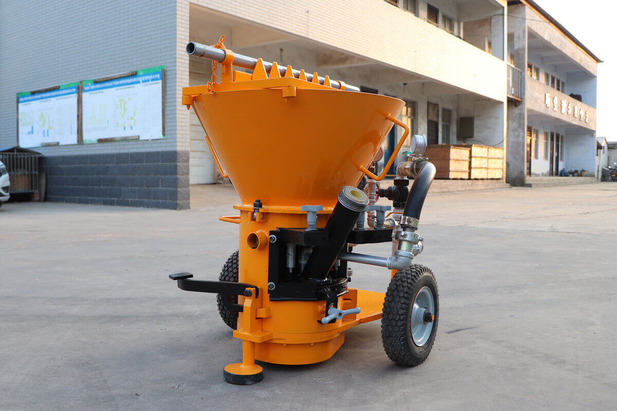 small refractory gunite machine