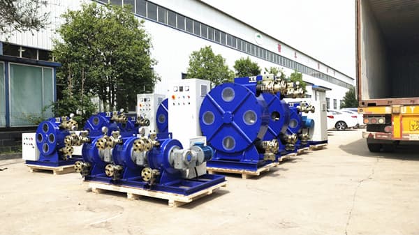 hose pump for treating wastewater