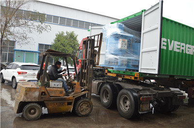 Grout mixer making cement