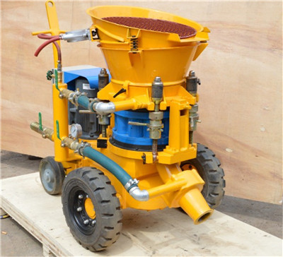 small concrete spraying machine