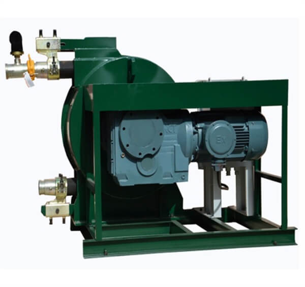 peristaltic hose pump for conveying sludge