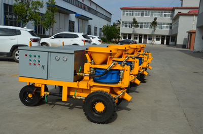 Shotcrete machine for fiber reinforced shotcrete