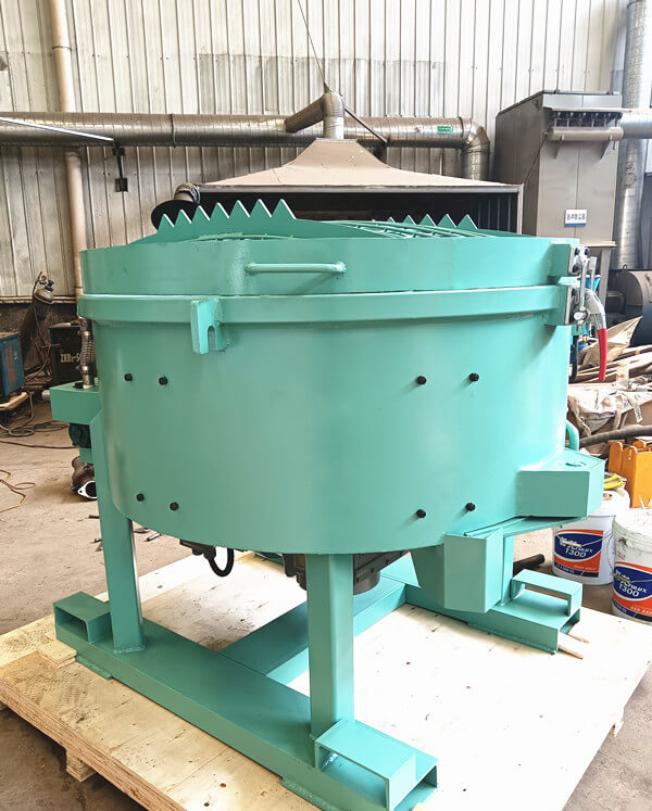 castable refractory mixer