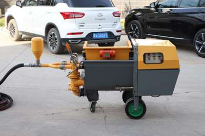 Mortar plastering machine