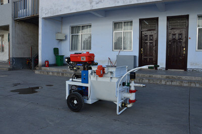 Mortar plastering machine