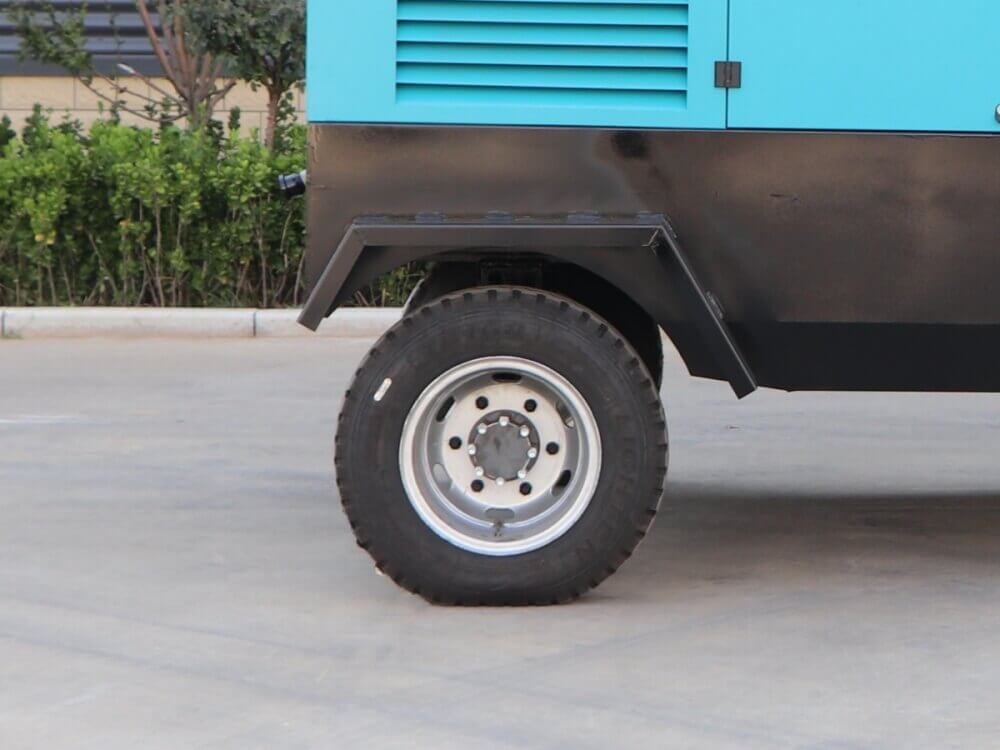 Solid wheel