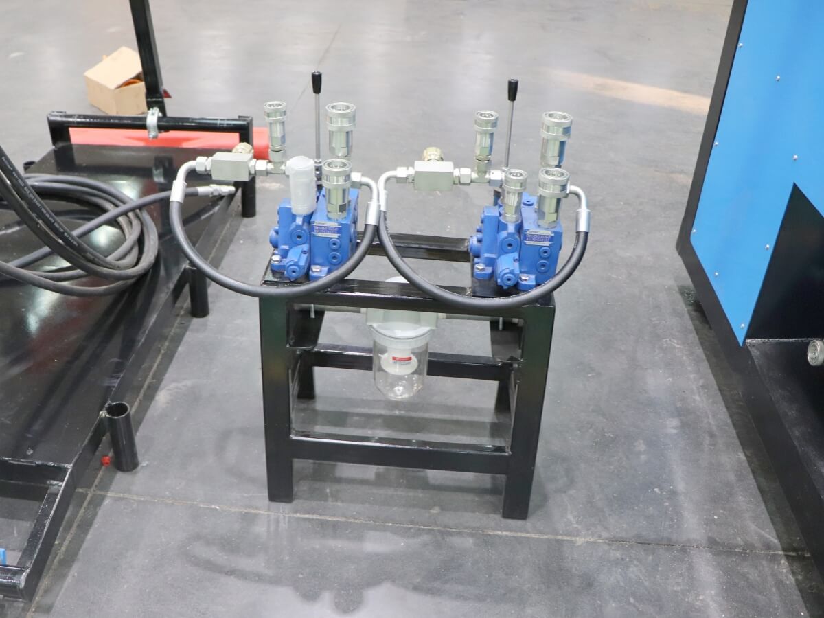 Hydraulic console for diesel drive DTH drilling machine