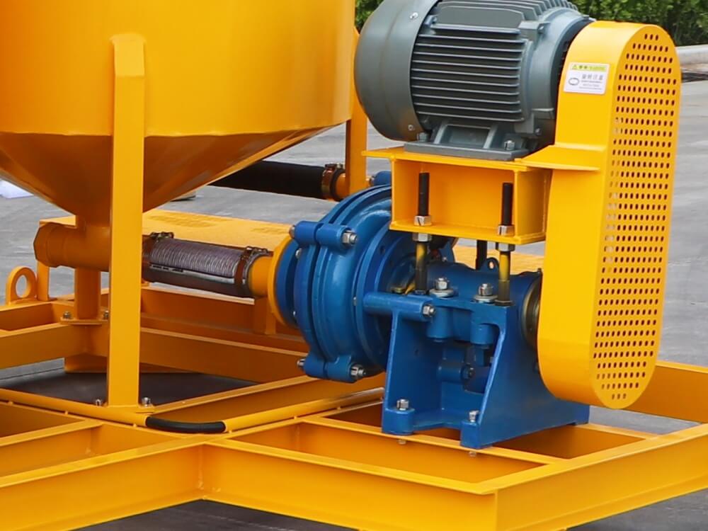 Heavy-duty slurry pump for recirculating and discharging