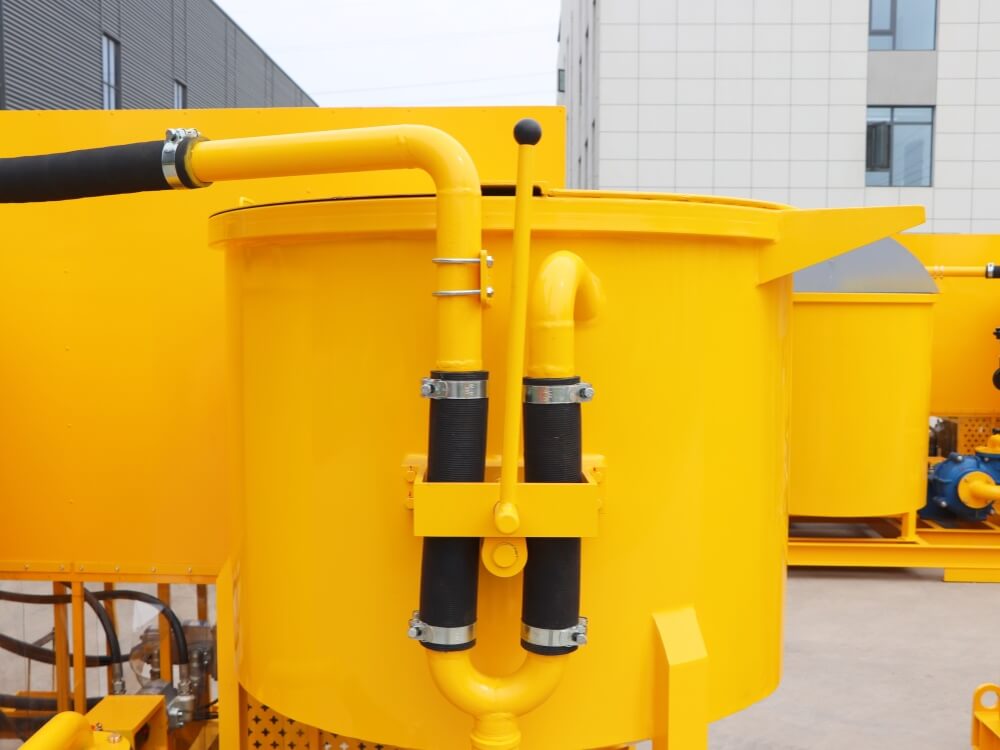 Special design and machining of squeeze hose valves with long service life