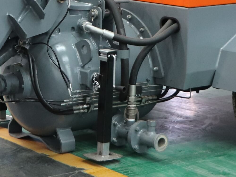 Automatic lubrication pipeline