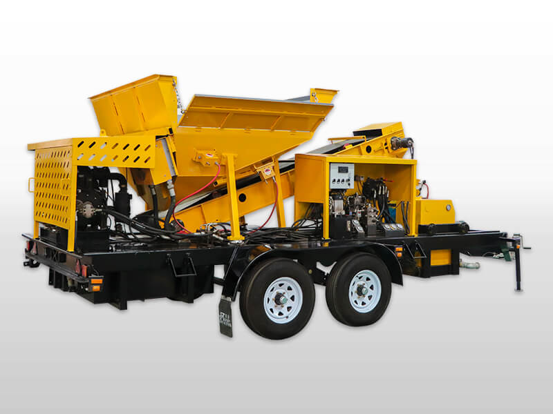 concrete spraying machine with conveyor