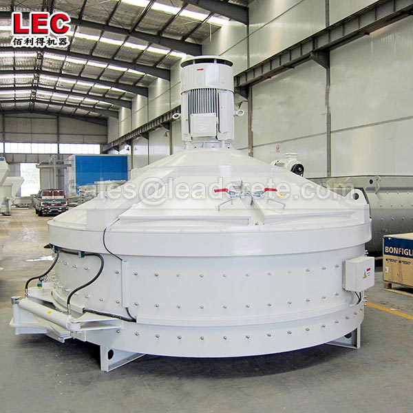 Concrete pan mixer