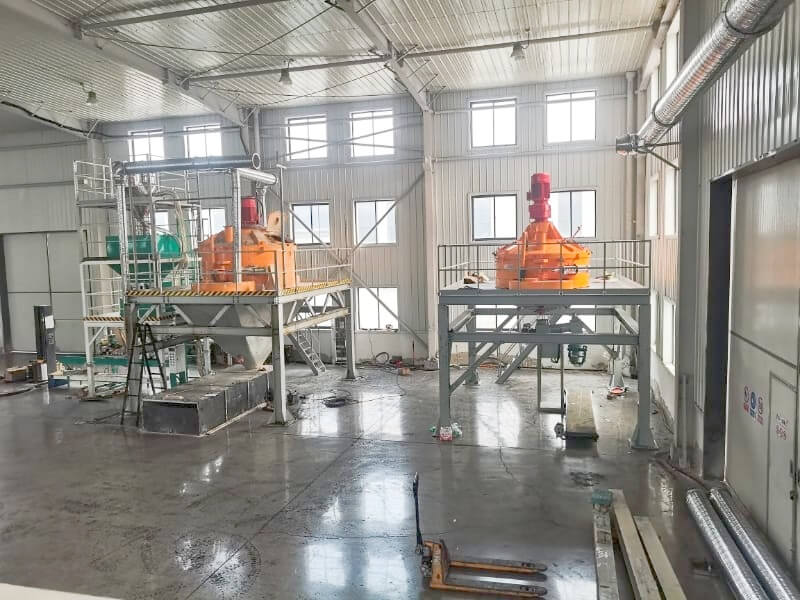 planetary concrete mixer for mixing UHPC