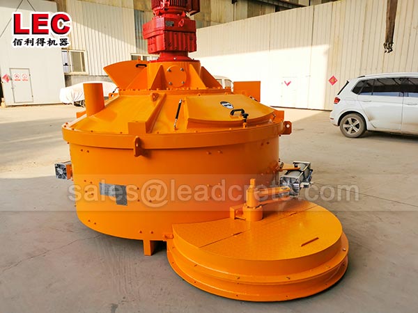 Planetary vertical shaft concrete mixer