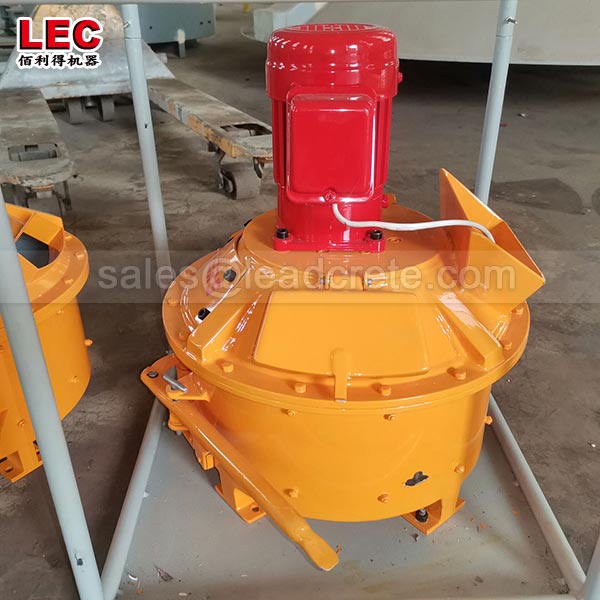 Portable planetary concrete mixer