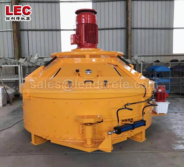 Vertical shaft concrete pan mixer