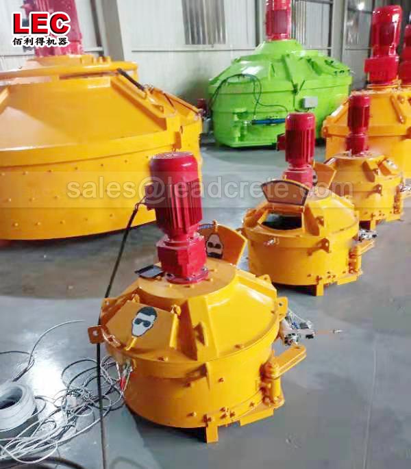 Vertical shaft mixers for glass raw material