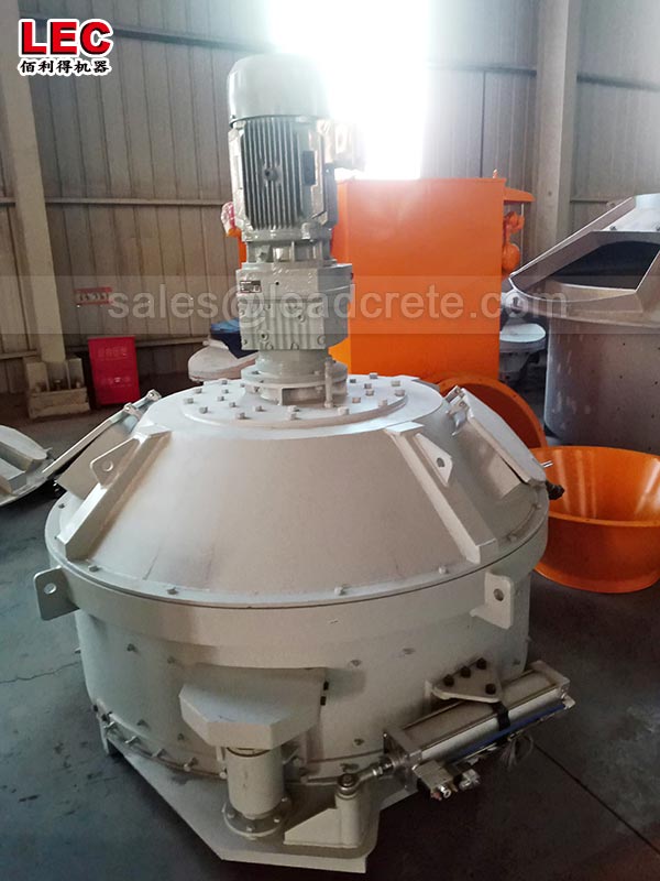 small portable concrete mixer