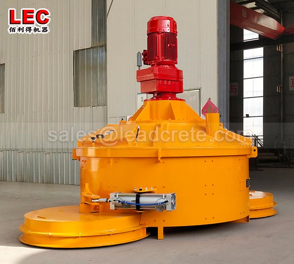 Pan type concrete mixer