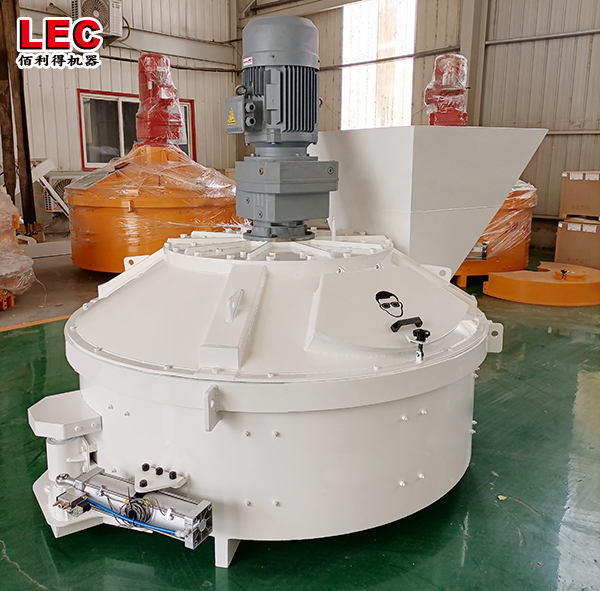 High efficient castable planetary mixer