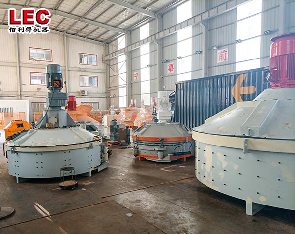 Concrete planetary mixer for construction