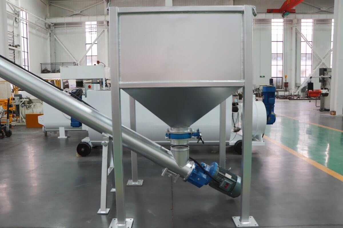 grout mixing plant with hopper