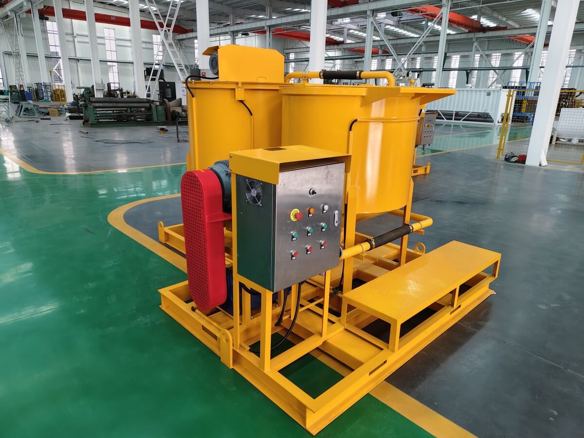 High shear speed grout mixer for mixing bentonite