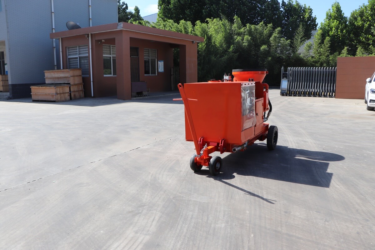Pea stone shotcrete machine