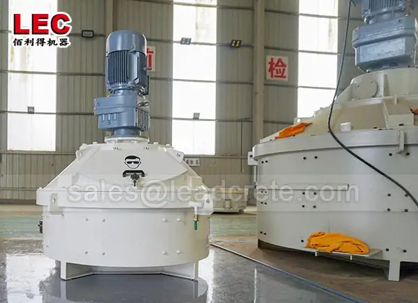 Easy to operate vertical shaft planetary concrete mixer