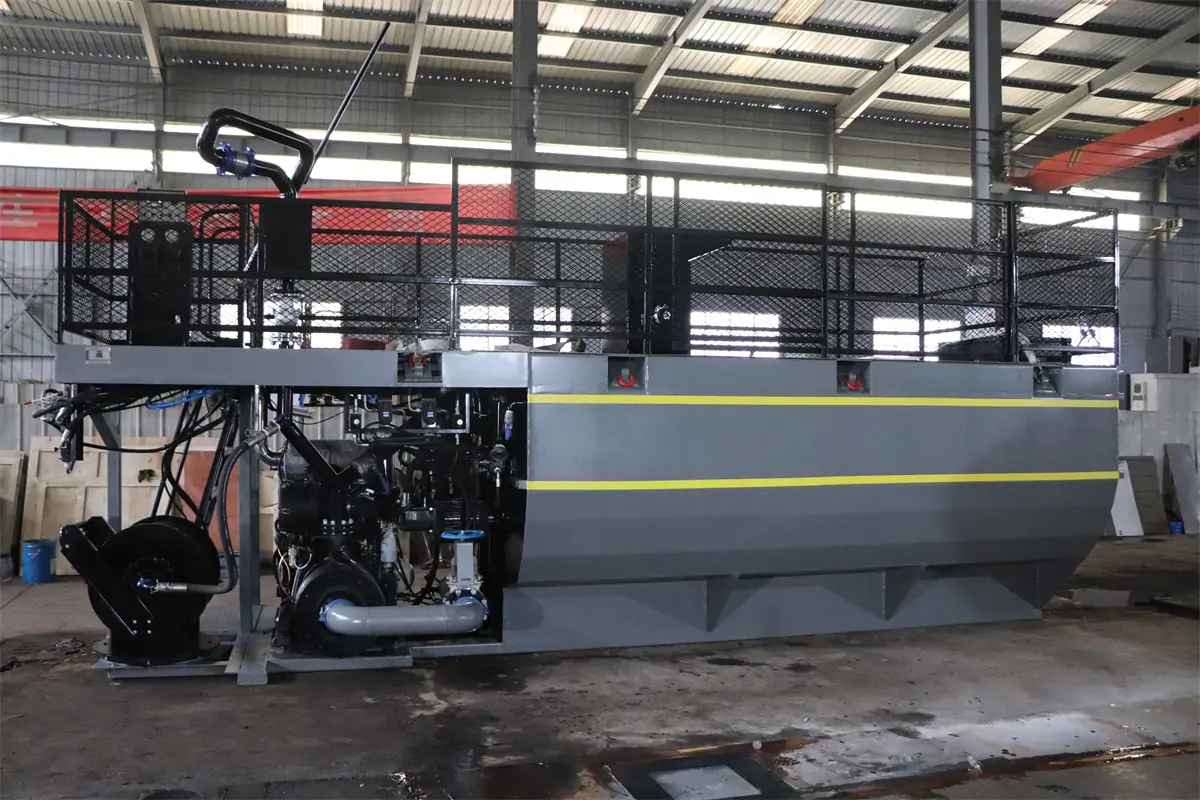Hydroseeding machine for slope greening