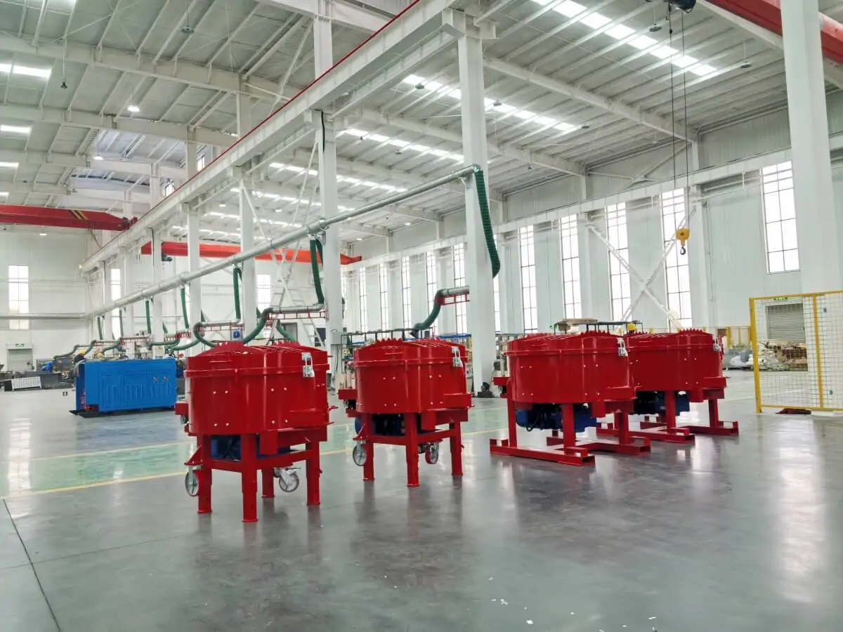 Refractory cement concrete mixer