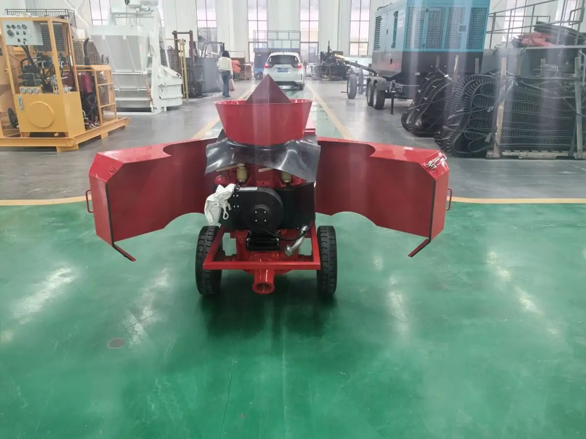 Refractory gunning machine for repairing the furnace lining of AOD furnace